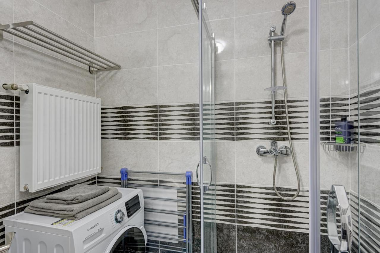 אוטופן Bucharest Airport Suites & Villas מראה חיצוני תמונה