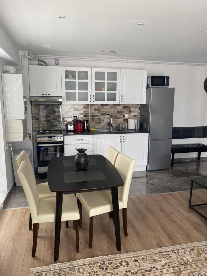 אוטופן Bucharest Airport Suites & Villas מראה חיצוני תמונה
