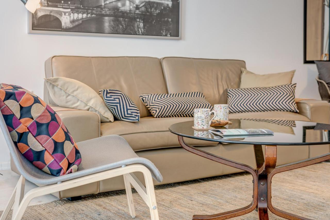 אוטופן Bucharest Airport Suites & Villas מראה חיצוני תמונה
