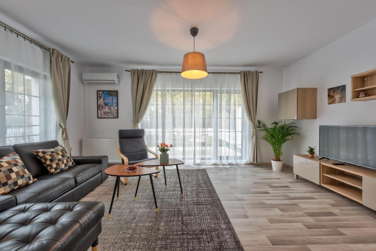אוטופן Bucharest Airport Suites & Villas מראה חיצוני תמונה
